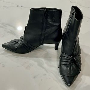 Kennel & Schmenger black leather ankle boots size 7 1/2